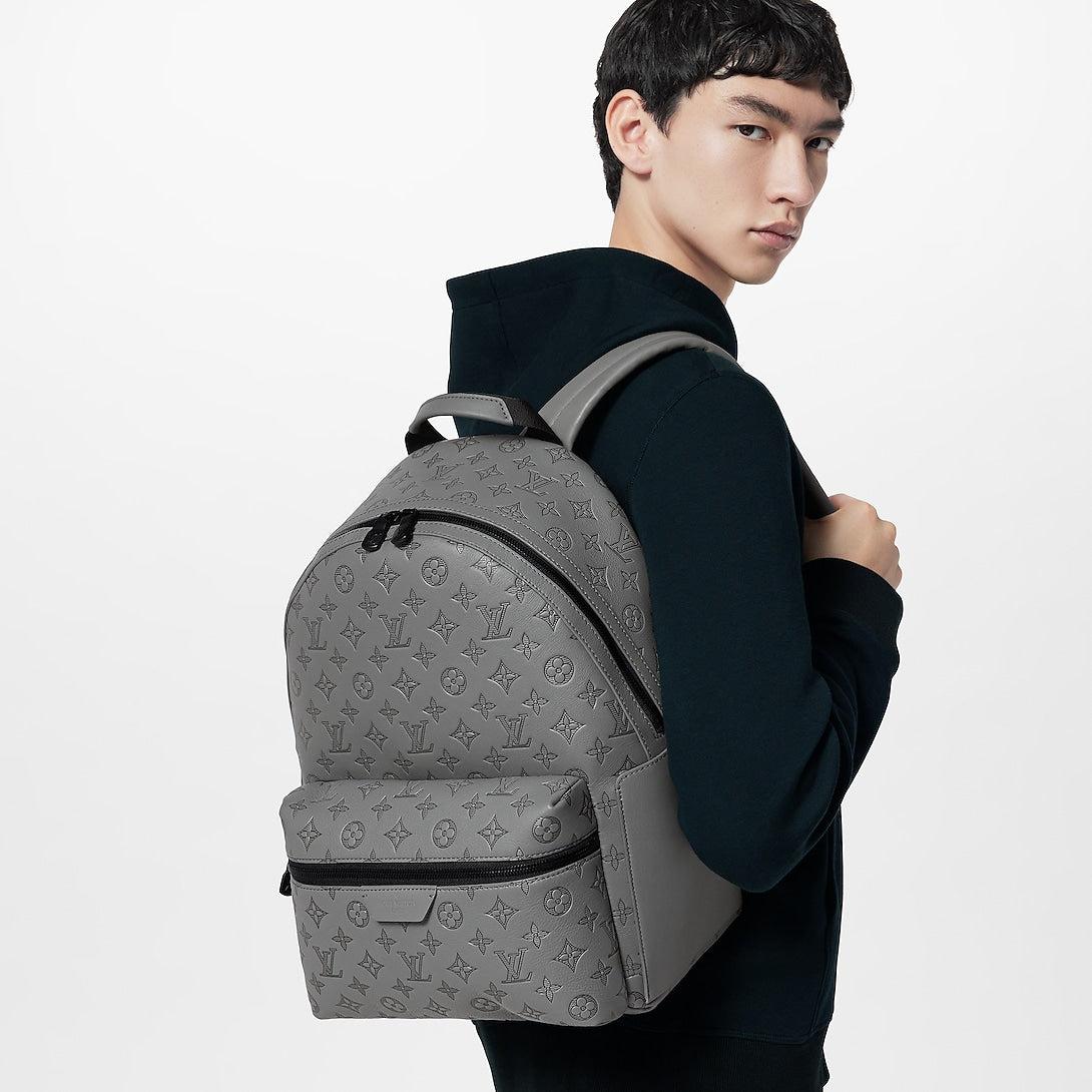 Sac à dos Discovery PM Monogram Shadow Gris