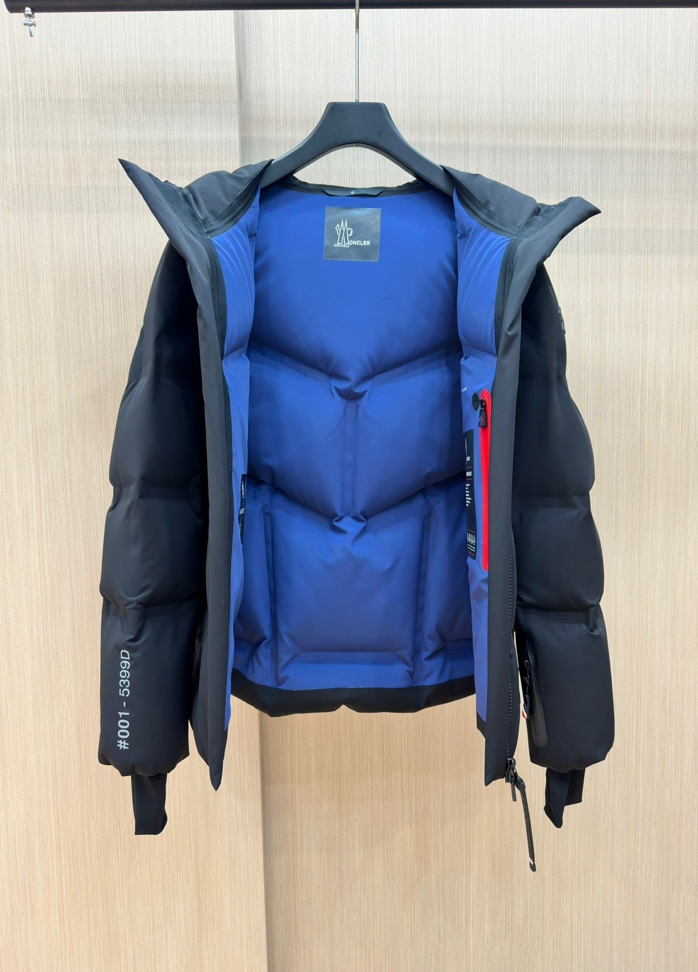 Doudoune Moncler Arcesaz